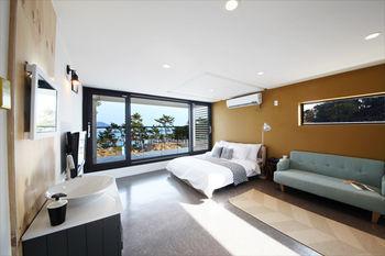 Mama Non Mama Hotel Tongyeong Exterior foto